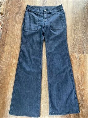 Women’s 6 TALL Dark Blue Flared Jeans - Classic High-Waist Style
